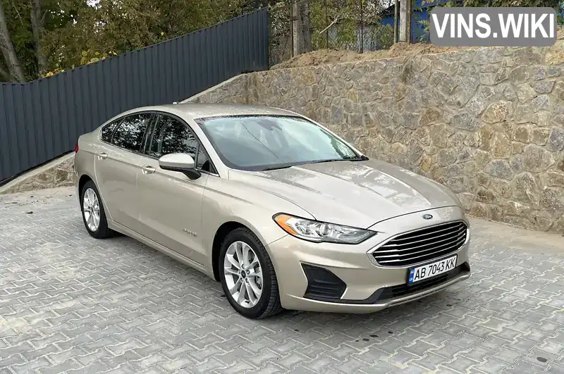 Седан Ford Fusion 2019 2 л. Автомат обл. Винницкая, Винница - Фото 1/21