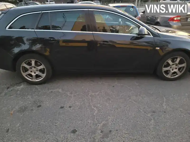 Універсал Opel Insignia 2010 2 л. Ручна / Механіка обл. Київська, Київ - Фото 1/21