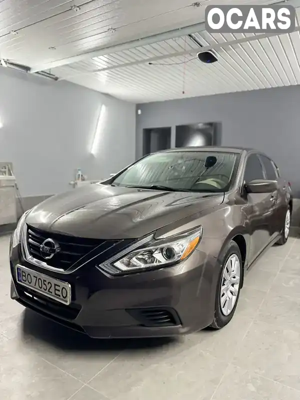 Седан Nissan Altima 2016 2.49 л. Варіатор обл. Тернопільська, Тернопіль - Фото 1/21