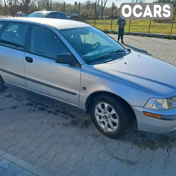 Универсал Volvo V40 2001 1.78 л. Ручная / Механика обл. Киевская, Бородянка - Фото 1/10