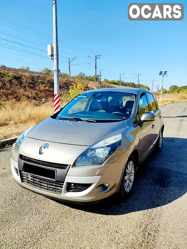 Мінівен Renault Scenic 2010 1.46 л. Ручна / Механіка обл. Харківська, Зміїв - Фото 1/17