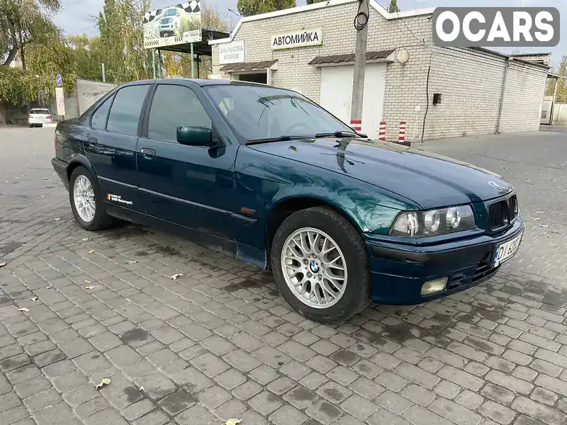 Седан BMW 3 Series 1994 1.6 л. Ручна / Механіка обл. Полтавська, Кременчук - Фото 1/21