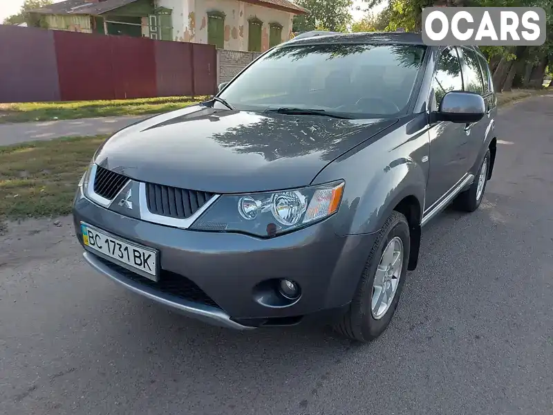 Позашляховик / Кросовер Mitsubishi Outlander XL 2008 2.36 л. Автомат обл. Львівська, Львів - Фото 1/21