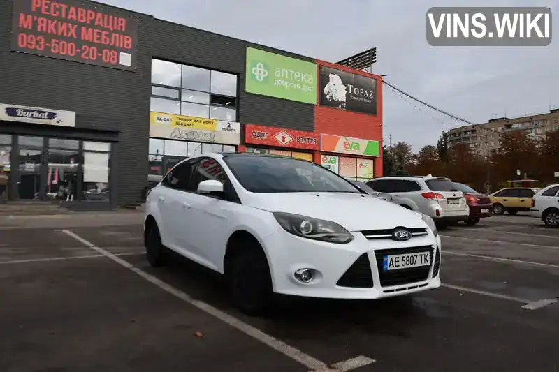 Седан Ford Focus 2013 1 л. Ручна / Механіка обл. Дніпропетровська, Кривий Ріг - Фото 1/14