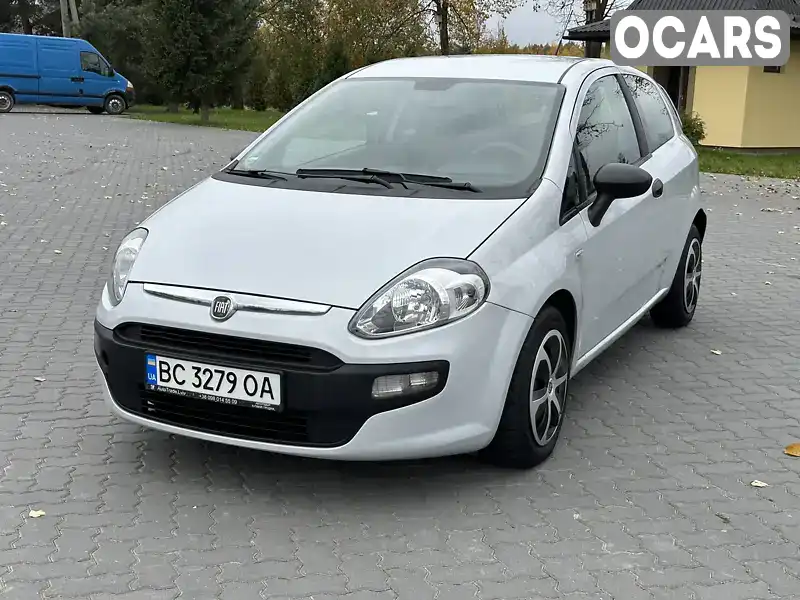 Хетчбек Fiat Punto 2010 1.24 л. Ручна / Механіка обл. Івано-Франківська, Коломия - Фото 1/16