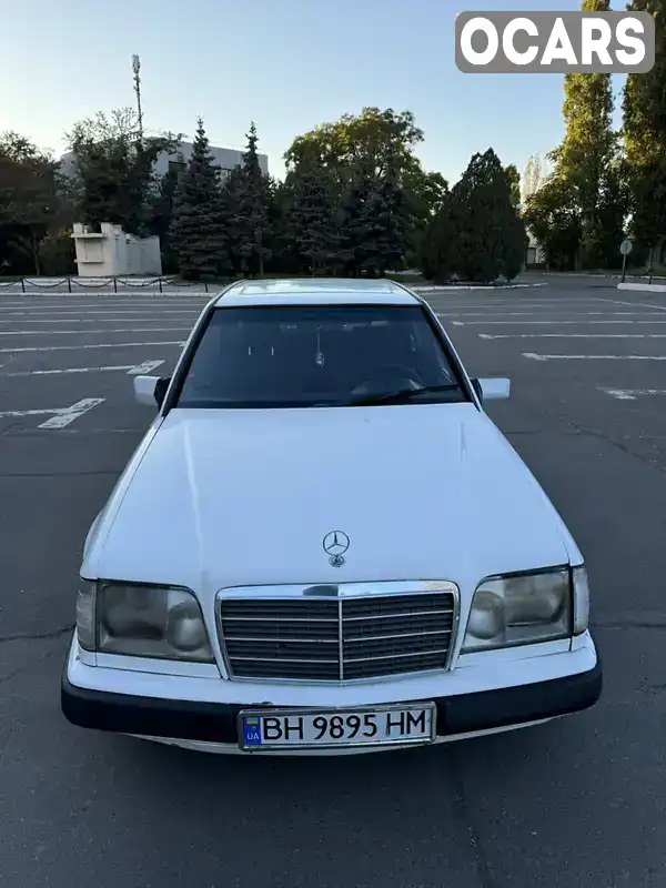 Седан Mercedes-Benz E-Class 1985 2.3 л. Автомат обл. Одеська, Одеса - Фото 1/7