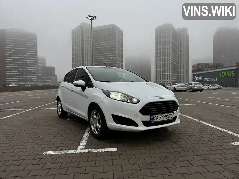 Хэтчбек Ford Fiesta 2014 1 л. Ручная / Механика обл. Киевская, Киев - Фото 1/21