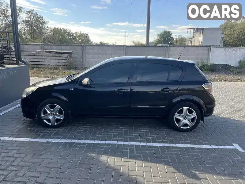 Хэтчбек Opel Astra 2007 1.6 л. обл. Кировоградская, Кропивницкий (Кировоград) - Фото 1/6