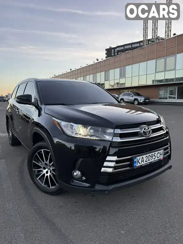 Позашляховик / Кросовер Toyota Highlander 2019 3.46 л. Автомат обл. Київська, Київ - Фото 1/21