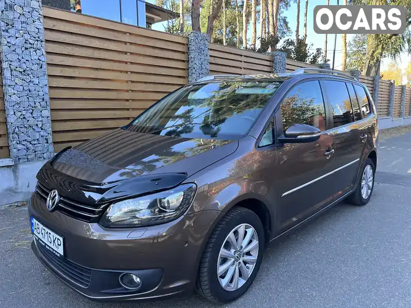 Мінівен Volkswagen Touran 2012 2 л. Автомат обл. Київська, Київ - Фото 1/21