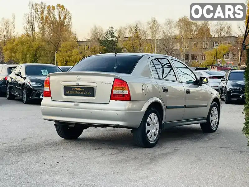 Y6D0TGF696X005602 Opel Astra 2006 Седан 1.36 л. Фото 4