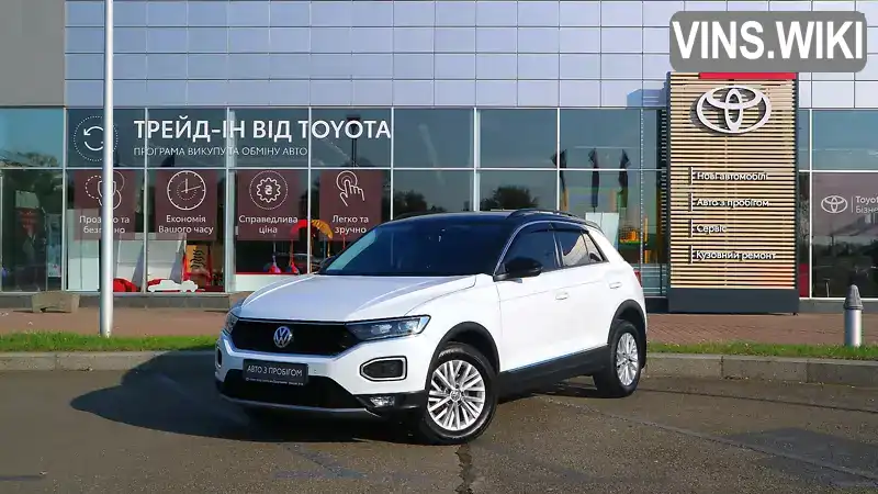 Позашляховик / Кросовер Volkswagen T-Roc 2019 1.5 л. Автомат обл. Київська, Київ - Фото 1/21