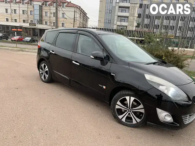 Минивэн Renault Grand Scenic 2011 1.6 л. Ручная / Механика обл. Житомирская, Житомир - Фото 1/18