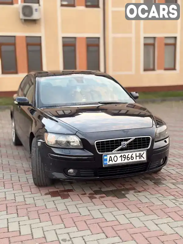 Седан Volvo S40 2005 2 л. Ручна / Механіка обл. Закарпатська, Ужгород - Фото 1/21