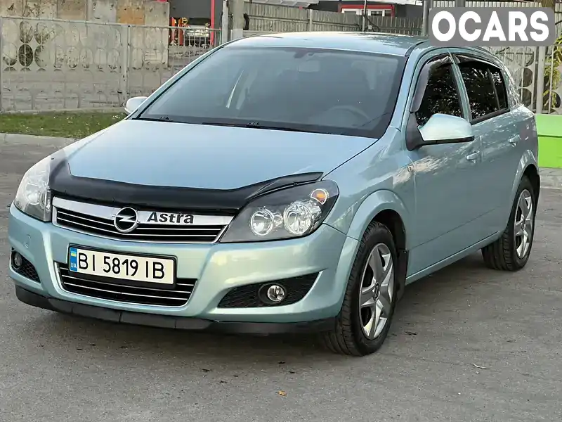 Хетчбек Opel Astra 2010 1.4 л. Ручна / Механіка обл. Полтавська, Кременчук - Фото 1/21