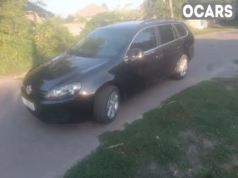 Універсал Volkswagen Golf 2010 1.6 л. Ручна / Механіка обл. Чернігівська, Бахмач - Фото 1/9