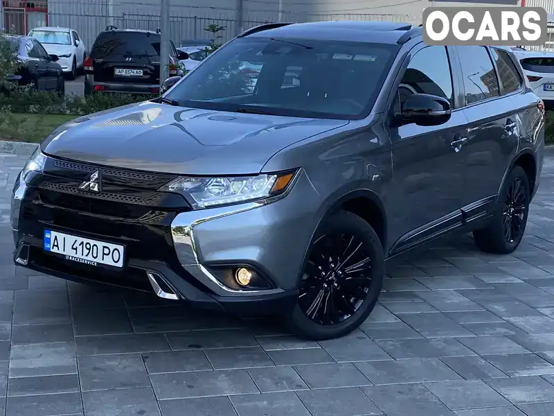 Позашляховик / Кросовер Mitsubishi Outlander 2020 2.36 л. Автомат обл. Київська, Київ - Фото 1/21