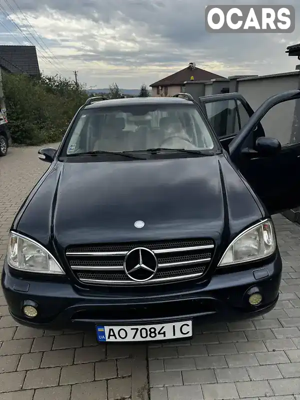 Позашляховик / Кросовер Mercedes-Benz M-Class 2001 2.69 л. Автомат обл. Закарпатська, Ужгород - Фото 1/15