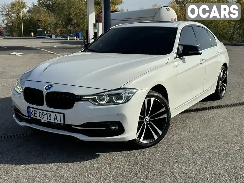 WBA8D9G58JNU72557 BMW 3 Series 2018 Седан 2 л. Фото 8