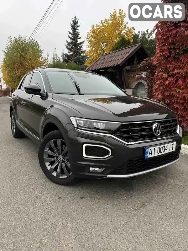 Позашляховик / Кросовер Volkswagen T-Roc 2019 1.5 л. обл. Київська, Київ - Фото 1/17