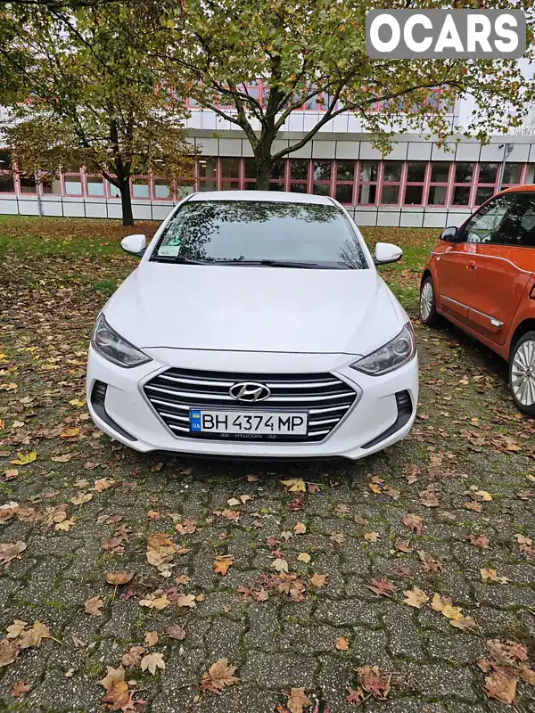 Седан Hyundai Avante 2016 1.6 л. Автомат обл. Одеська, Одеса - Фото 1/21