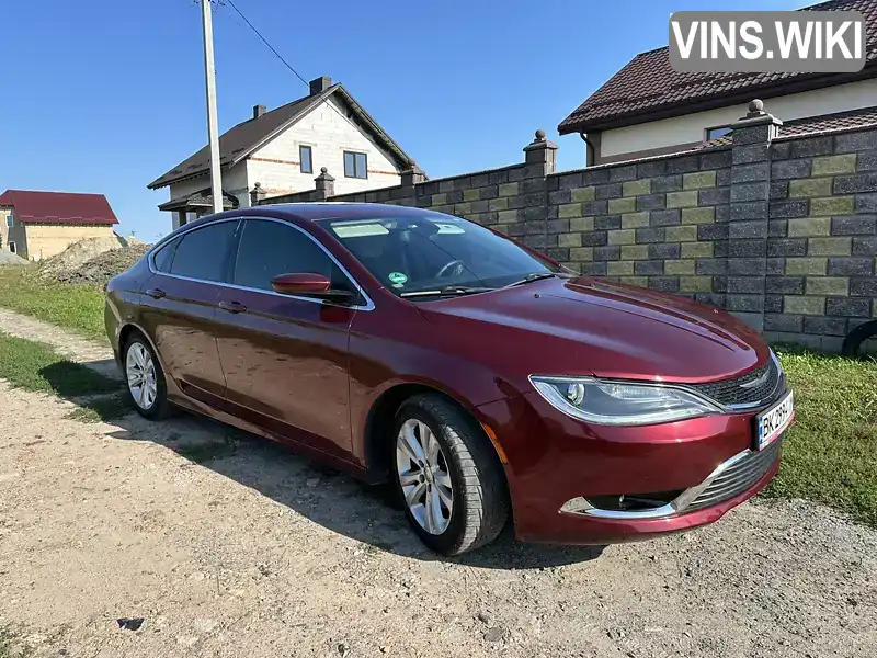 Седан Chrysler 200 2015 2.4 л. Автомат обл. Ровенская, Ровно - Фото 1/21