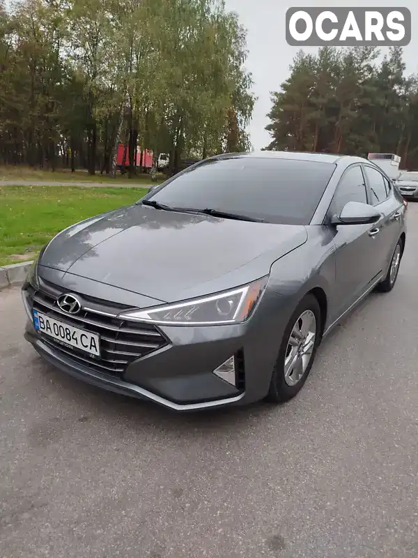 Седан Hyundai Elantra 2018 2 л. Автомат обл. Кировоградская, Кропивницкий (Кировоград) - Фото 1/21