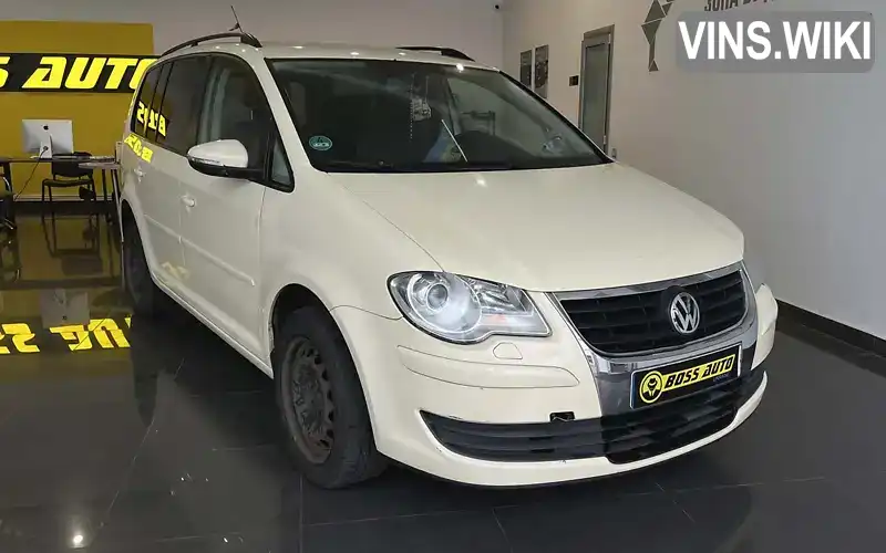 Мінівен Volkswagen Touran 2010 1.4 л. Автомат обл. Львівська, Сокаль - Фото 1/21