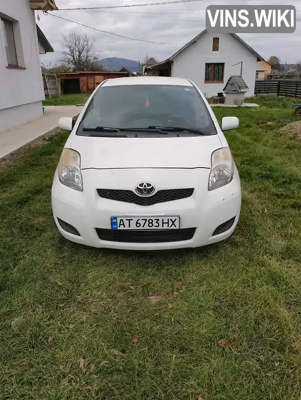 Хэтчбек Toyota Yaris 2011 1 л. Ручная / Механика обл. Ивано-Франковская, location.city.zarichchia - Фото 1/9