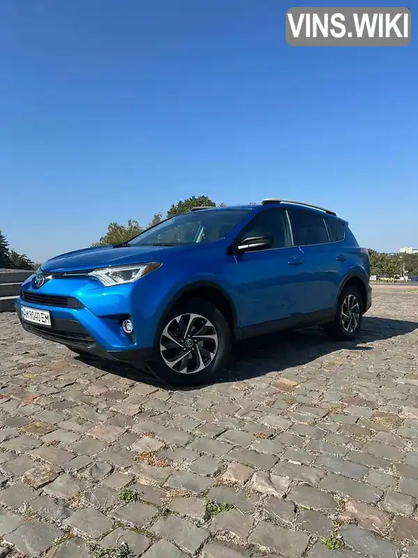 Позашляховик / Кросовер Toyota RAV4 2018 2.49 л. Автомат обл. Житомирська, Житомир - Фото 1/8