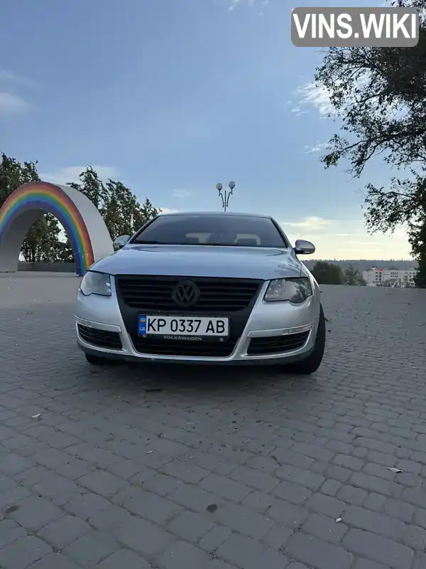 Седан Volkswagen Passat 2005 1.97 л. Ручная / Механика обл. Запорожская, Запорожье - Фото 1/12