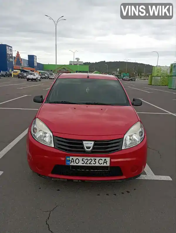 Хэтчбек Dacia Sandero 2009 1.4 л. Ручная / Механика обл. Закарпатская, Мукачево - Фото 1/9