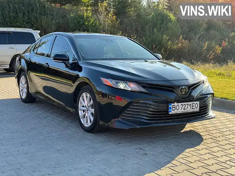 Седан Toyota Camry 2017 2.49 л. Автомат обл. Тернопільська, Тернопіль - Фото 1/21