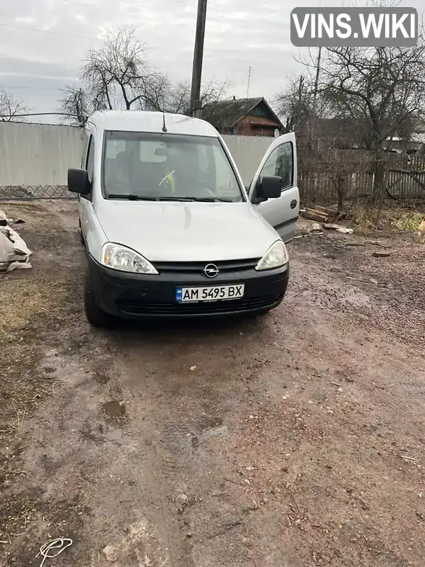 W0L0XCF2553043642 Opel Combo 2005 Мінівен 1.7 л. Фото 1