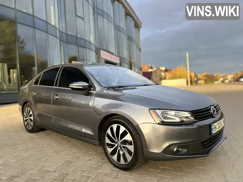 Седан Volkswagen Jetta 2012 null_content л. Автомат обл. Ровенская, Ровно - Фото 1/21