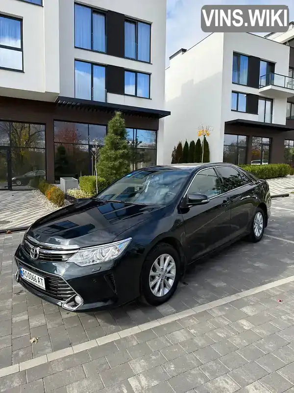 Седан Toyota Camry 2017 2.49 л. Автомат обл. Закарпатская, Ужгород - Фото 1/15