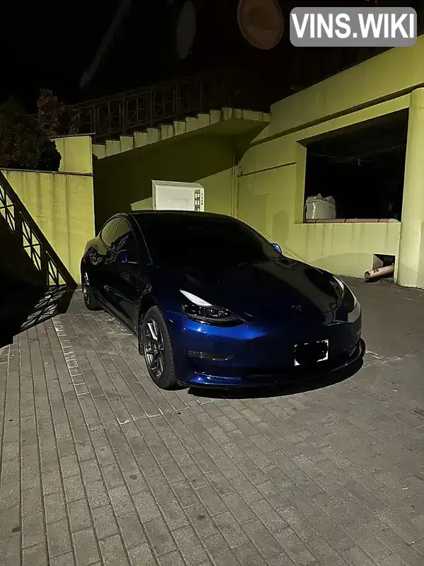 Седан Tesla Model 3 2021 null_content л. обл. Запорожская, Запорожье - Фото 1/13