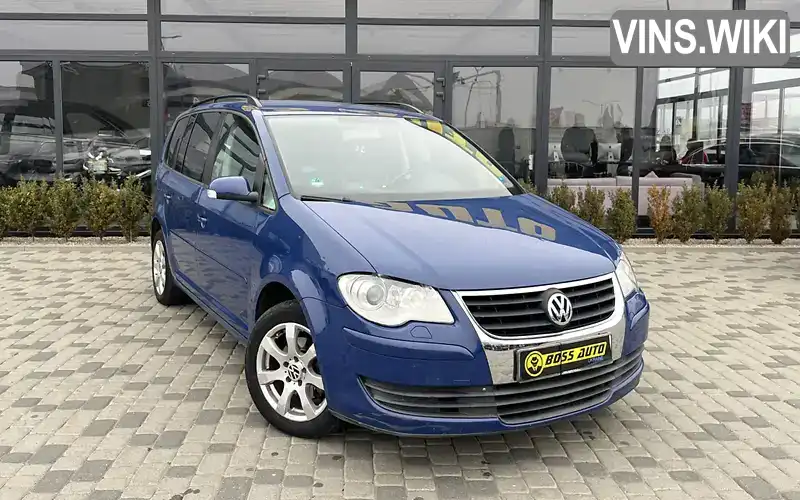 Минивэн Volkswagen Touran 2007 1.9 л. Ручная / Механика обл. Закарпатская, Мукачево - Фото 1/21