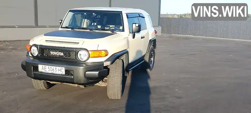 Внедорожник / Кроссовер Toyota FJ Cruiser 2010 4 л. Автомат обл. Киевская, Киев - Фото 1/21