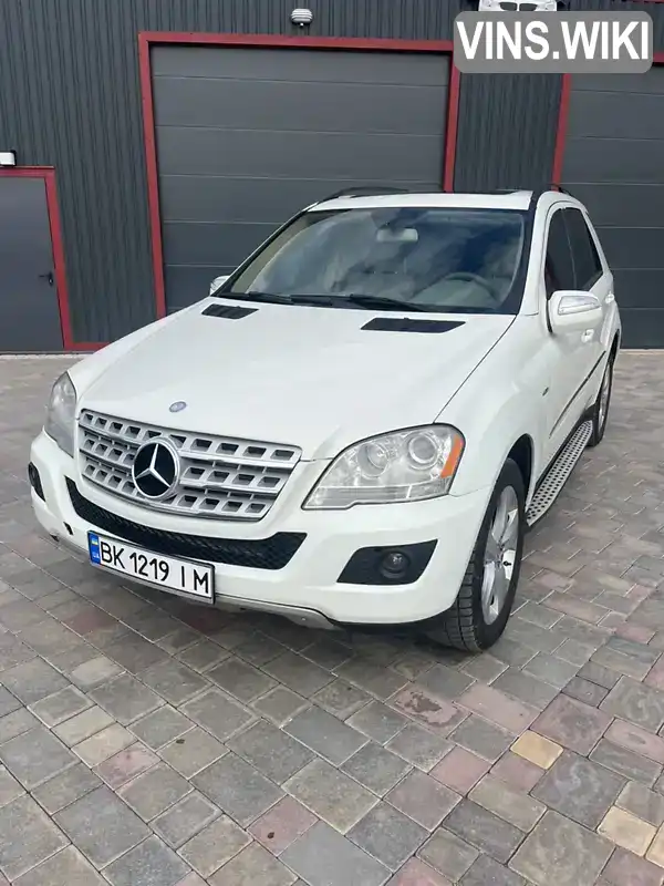 Позашляховик / Кросовер Mercedes-Benz M-Class 2008 2.99 л. Автомат обл. Рівненська, Рівне - Фото 1/21