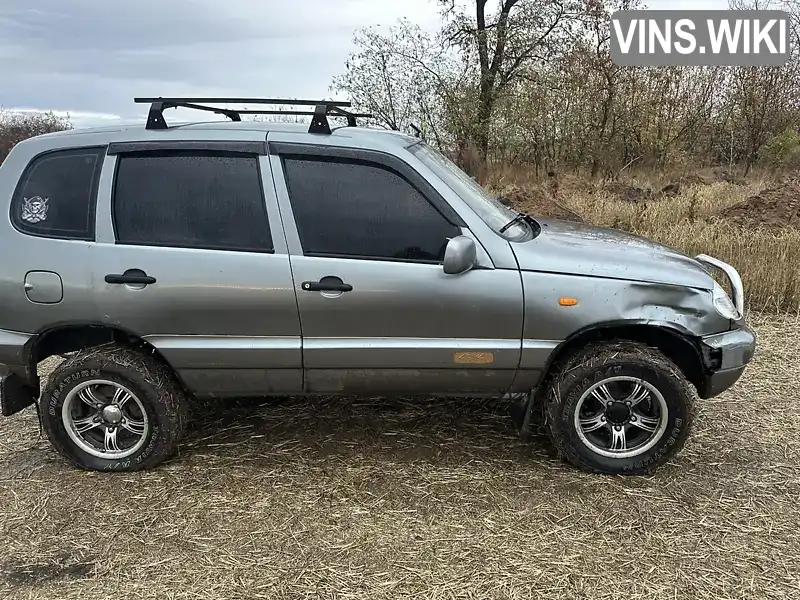 Позашляховик / Кросовер Chevrolet Niva 2005 1.69 л. Ручна / Механіка обл. Донецька, Курахове - Фото 1/14