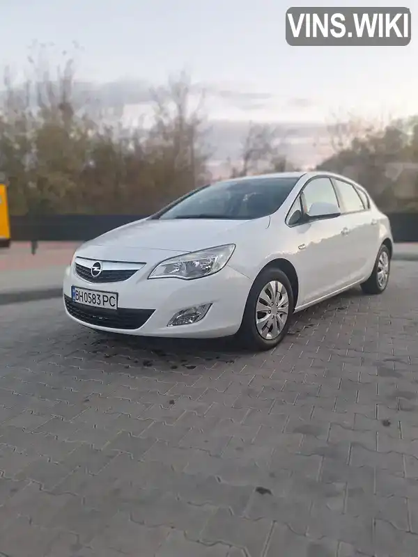 Хэтчбек Opel Astra 2010 1.6 л. Ручная / Механика обл. Одесская, Одесса - Фото 1/11