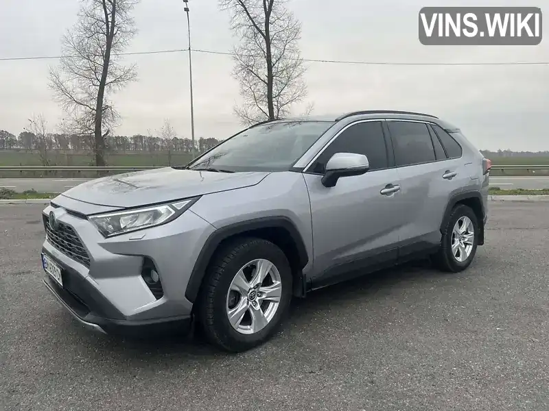 Внедорожник / Кроссовер Toyota RAV4 2020 1.99 л. Вариатор обл. Сумская, Ромны - Фото 1/11