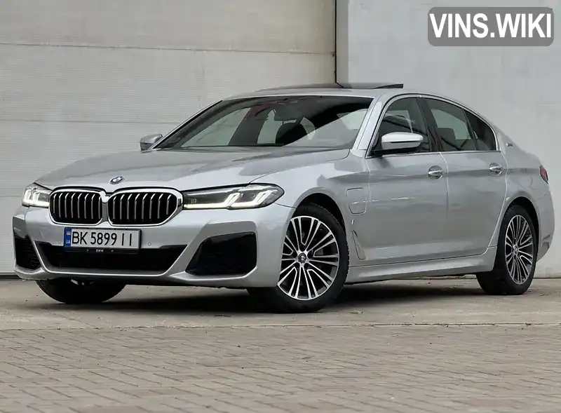 WBAJA9C53JB251269 BMW 5 Series 2018 Седан 2 л. Фото 1