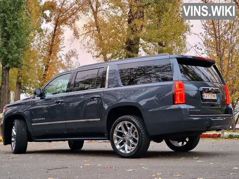 1GNSKHKC0KR172415 Chevrolet Suburban 2018 Позашляховик / Кросовер 5.33 л. Фото 3