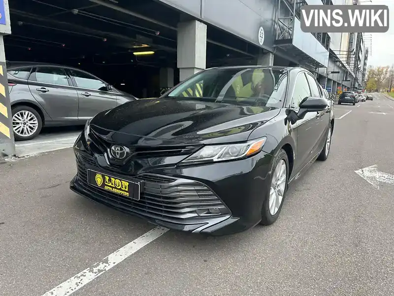 Седан Toyota Camry 2017 2.49 л. Автомат обл. Киевская, Белая Церковь - Фото 1/21