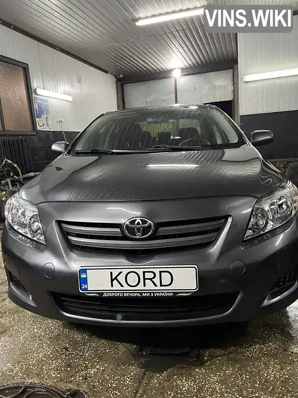 Седан Toyota Corolla 2009 1.33 л. обл. Черкаська, Черкаси - Фото 1/21