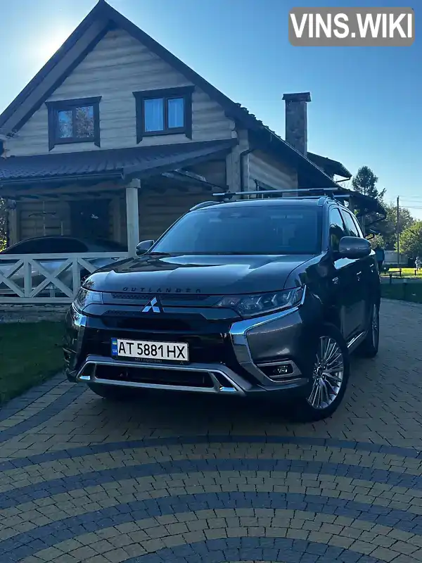 Внедорожник / Кроссовер Mitsubishi Outlander 2019 2 л. Вариатор обл. Ивано-Франковская, Ивано-Франковск - Фото 1/21