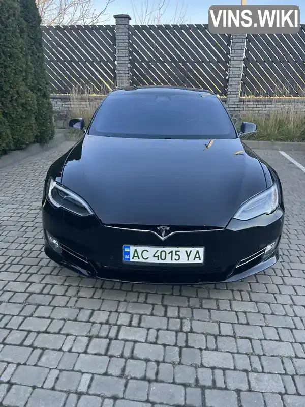 5YJSA1E26JF245362 Tesla Model S 2018 Лифтбек  Фото 1