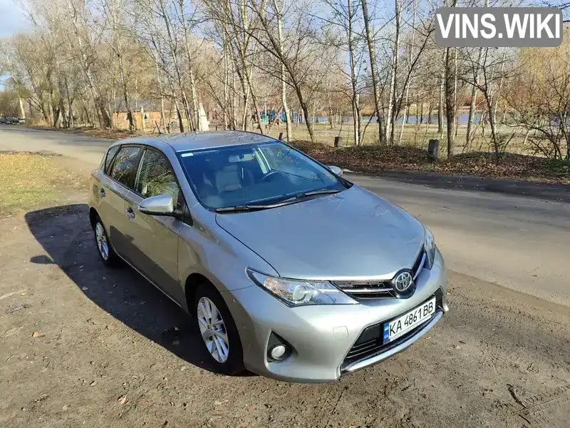 Хетчбек Toyota Auris 2013 1.6 л. Автомат обл. Полтавська, Полтава - Фото 1/21